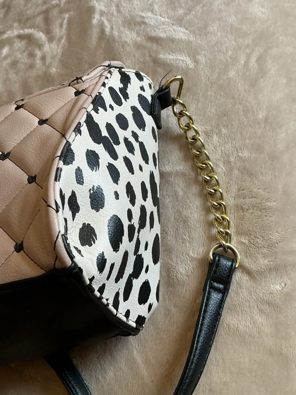 Luv Betsey by Betsey Johnson Pink Quilted Crossbody Bag Animal Print Side Hearts - Picture 14 of 16
